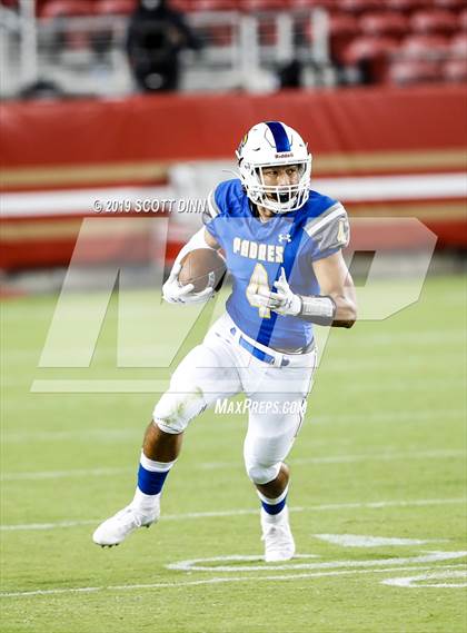 Thumbnail 1 in Menlo-Atherton v Serra (Levi's Stadium High School Series) photogallery.