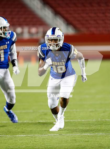 Thumbnail 3 in Menlo-Atherton v Serra (Levi's Stadium High School Series) photogallery.