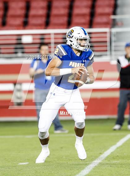 Thumbnail 3 in Menlo-Atherton v Serra (Levi's Stadium High School Series) photogallery.