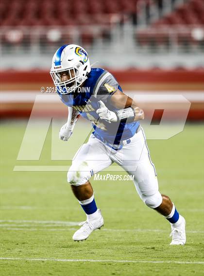Thumbnail 2 in Menlo-Atherton v Serra (Levi's Stadium High School Series) photogallery.
