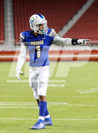 Thumbnail 2 in Menlo-Atherton v Serra (Levi's Stadium High School Series) photogallery.