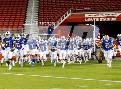 Thumbnail 2 in Menlo-Atherton v Serra (Levi's Stadium High School Series) photogallery.