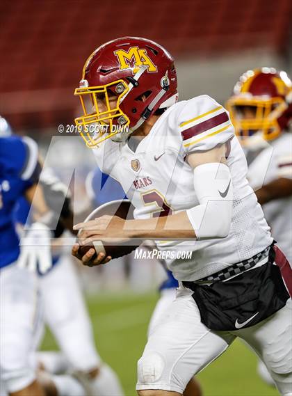 Thumbnail 2 in Menlo-Atherton v Serra (Levi's Stadium High School Series) photogallery.