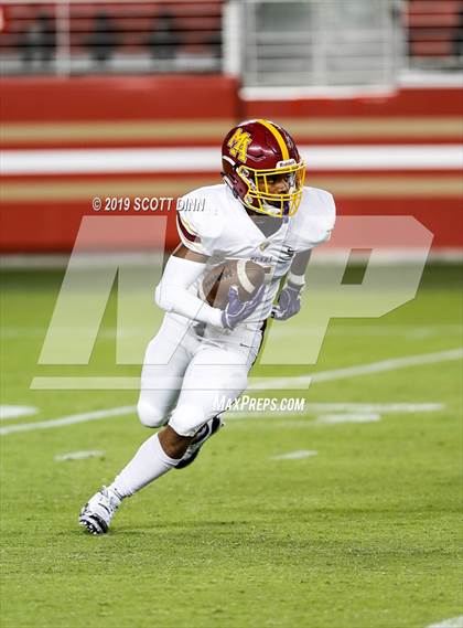 Thumbnail 1 in Menlo-Atherton v Serra (Levi's Stadium High School Series) photogallery.
