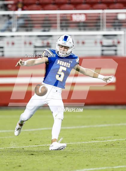 Thumbnail 2 in Menlo-Atherton v Serra (Levi's Stadium High School Series) photogallery.