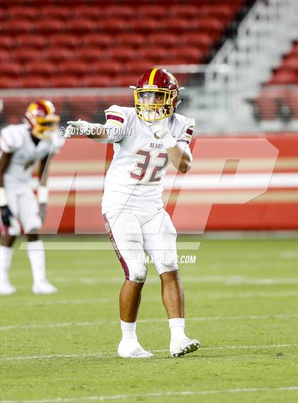 Thumbnail 3 in Menlo-Atherton v Serra (Levi's Stadium High School Series) photogallery.