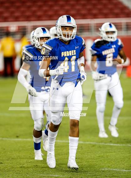 Thumbnail 2 in Menlo-Atherton v Serra (Levi's Stadium High School Series) photogallery.