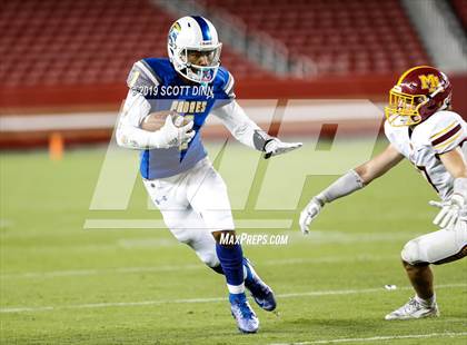 Thumbnail 3 in Menlo-Atherton v Serra (Levi's Stadium High School Series) photogallery.