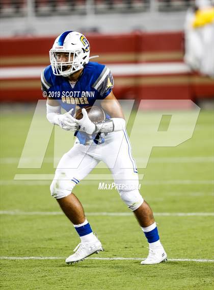 Thumbnail 2 in Menlo-Atherton v Serra (Levi's Stadium High School Series) photogallery.
