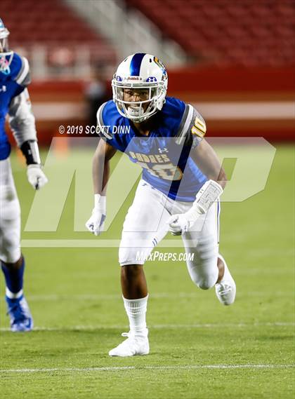 Thumbnail 2 in Menlo-Atherton v Serra (Levi's Stadium High School Series) photogallery.