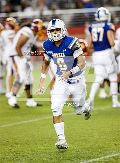 Thumbnail 1 in Menlo-Atherton v Serra (Levi's Stadium High School Series) photogallery.