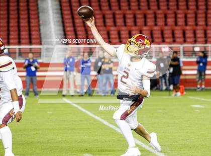 Thumbnail 2 in Menlo-Atherton v Serra (Levi's Stadium High School Series) photogallery.