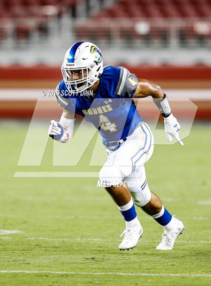 Thumbnail 1 in Menlo-Atherton v Serra (Levi's Stadium High School Series) photogallery.