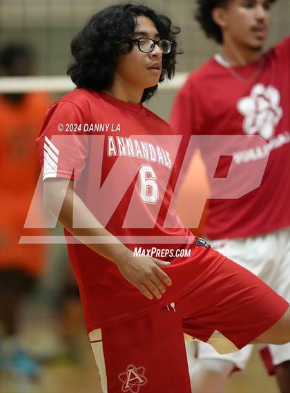Thumbnail 1 in Hayfield @ Annandale photogallery.