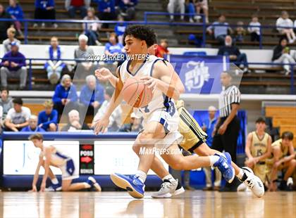 Thumbnail 2 in Holy Cross @ Jesuit photogallery.