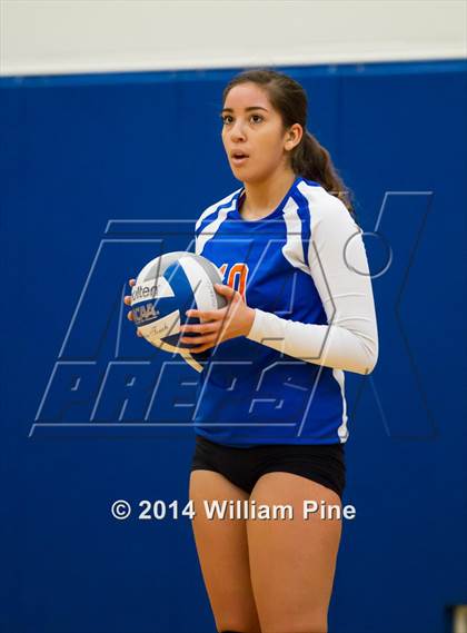 Thumbnail 3 in SS Seward vs. Tuxedo (Section 9 Class D Final) photogallery.