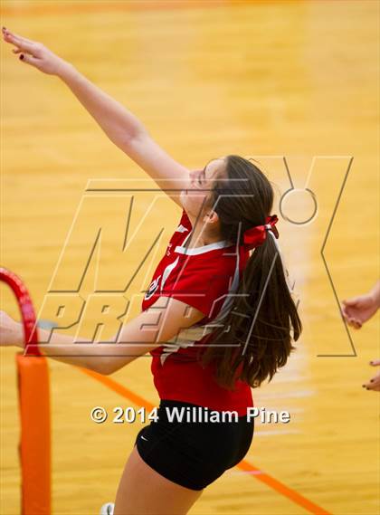 Thumbnail 2 in SS Seward vs. Tuxedo (Section 9 Class D Final) photogallery.
