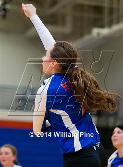Thumbnail 1 in SS Seward vs. Tuxedo (Section 9 Class D Final) photogallery.