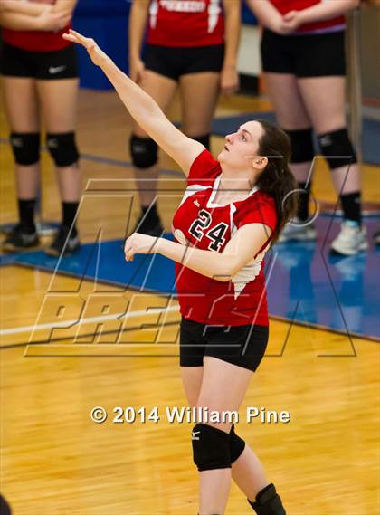 Thumbnail 1 in SS Seward vs. Tuxedo (Section 9 Class D Final) photogallery.