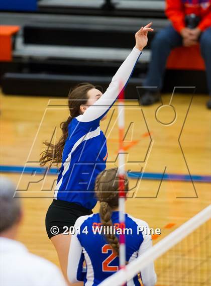 Thumbnail 3 in SS Seward vs. Tuxedo (Section 9 Class D Final) photogallery.