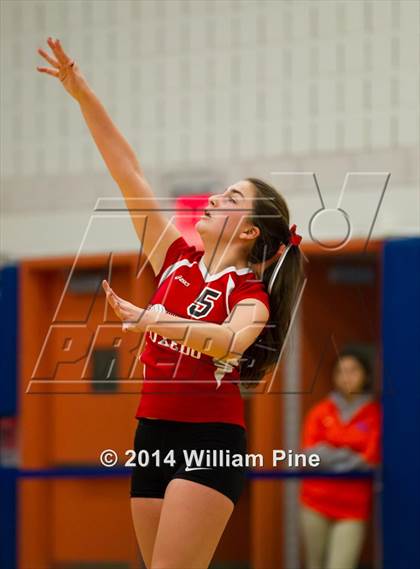 Thumbnail 2 in SS Seward vs. Tuxedo (Section 9 Class D Final) photogallery.