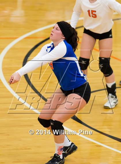 Thumbnail 3 in SS Seward vs. Tuxedo (Section 9 Class D Final) photogallery.