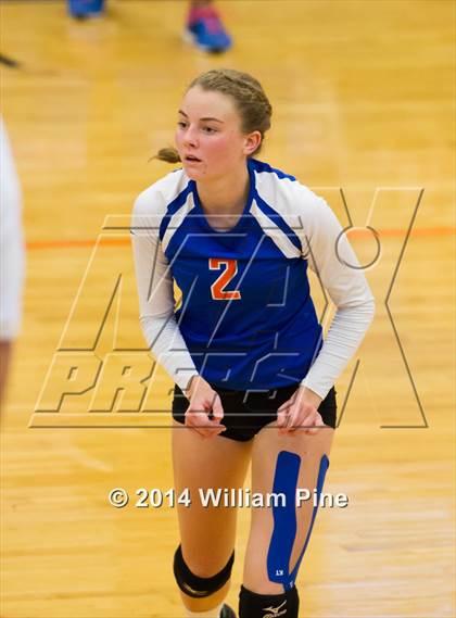 Thumbnail 3 in SS Seward vs. Tuxedo (Section 9 Class D Final) photogallery.