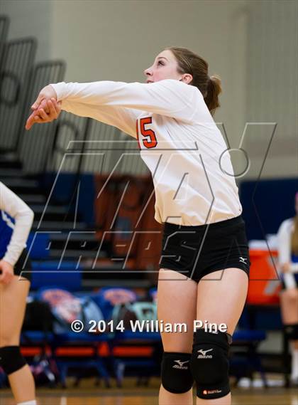 Thumbnail 2 in SS Seward vs. Tuxedo (Section 9 Class D Final) photogallery.