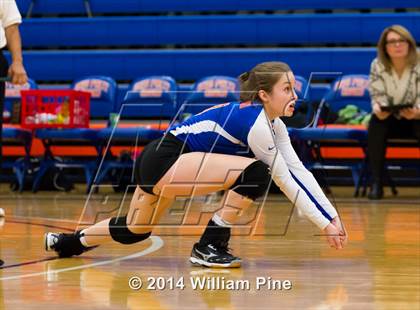 Thumbnail 1 in SS Seward vs. Tuxedo (Section 9 Class D Final) photogallery.