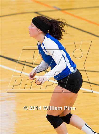 Thumbnail 1 in SS Seward vs. Tuxedo (Section 9 Class D Final) photogallery.