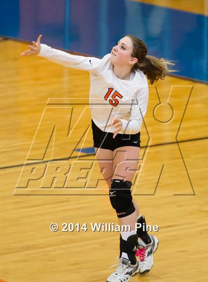 Thumbnail 1 in SS Seward vs. Tuxedo (Section 9 Class D Final) photogallery.