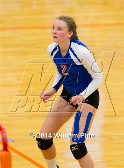 Thumbnail 1 in SS Seward vs. Tuxedo (Section 9 Class D Final) photogallery.