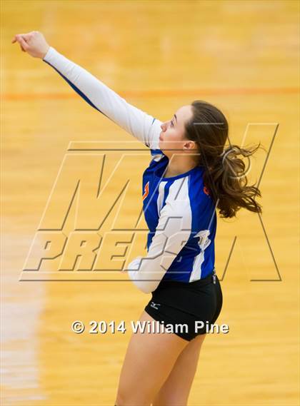 Thumbnail 2 in SS Seward vs. Tuxedo (Section 9 Class D Final) photogallery.
