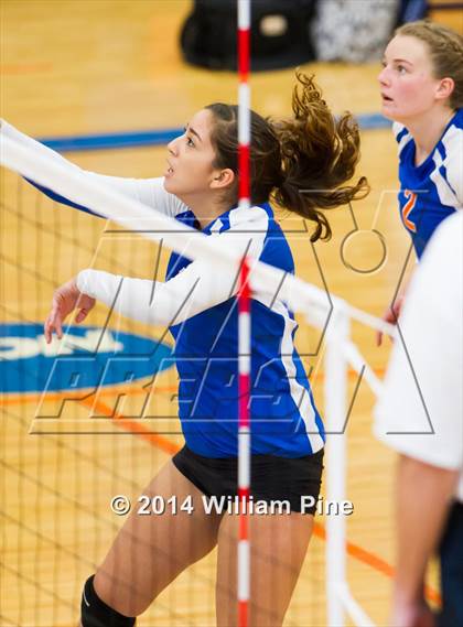 Thumbnail 3 in SS Seward vs. Tuxedo (Section 9 Class D Final) photogallery.