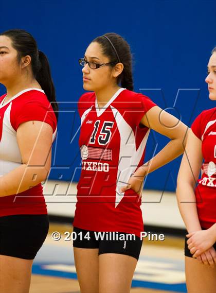 Thumbnail 2 in SS Seward vs. Tuxedo (Section 9 Class D Final) photogallery.