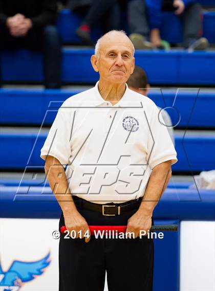 Thumbnail 2 in SS Seward vs. Tuxedo (Section 9 Class D Final) photogallery.