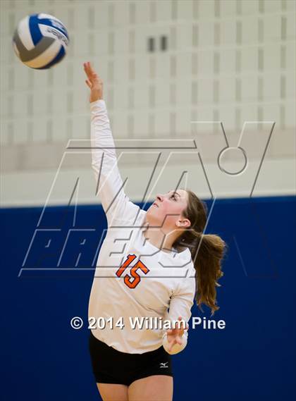 Thumbnail 1 in SS Seward vs. Tuxedo (Section 9 Class D Final) photogallery.