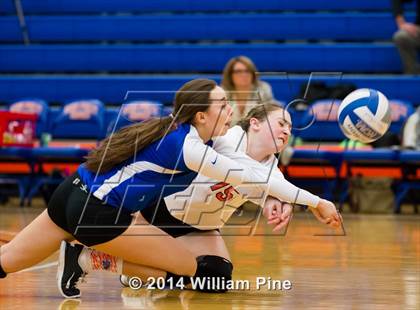Thumbnail 3 in SS Seward vs. Tuxedo (Section 9 Class D Final) photogallery.