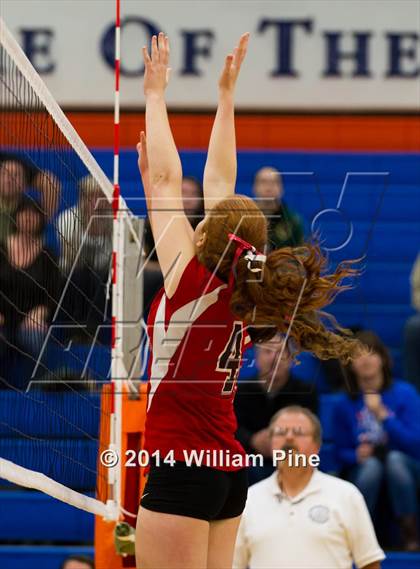 Thumbnail 2 in SS Seward vs. Tuxedo (Section 9 Class D Final) photogallery.