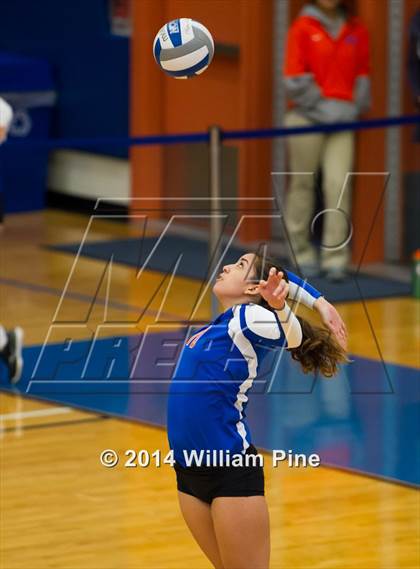Thumbnail 1 in SS Seward vs. Tuxedo (Section 9 Class D Final) photogallery.