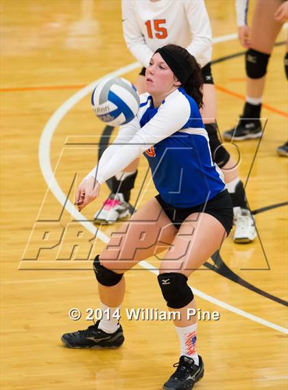 Thumbnail 3 in SS Seward vs. Tuxedo (Section 9 Class D Final) photogallery.