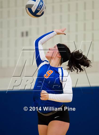 Thumbnail 1 in SS Seward vs. Tuxedo (Section 9 Class D Final) photogallery.
