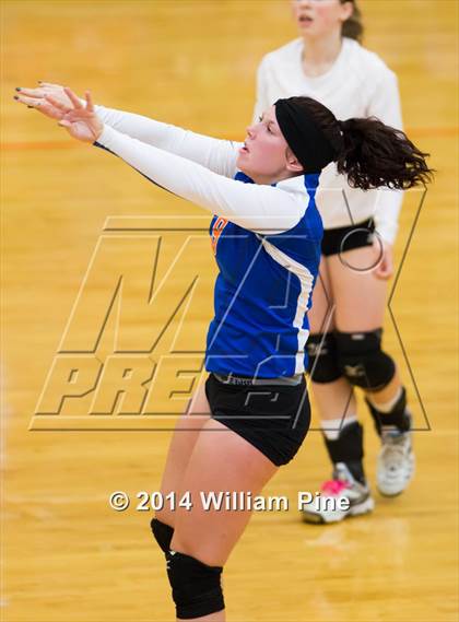 Thumbnail 2 in SS Seward vs. Tuxedo (Section 9 Class D Final) photogallery.