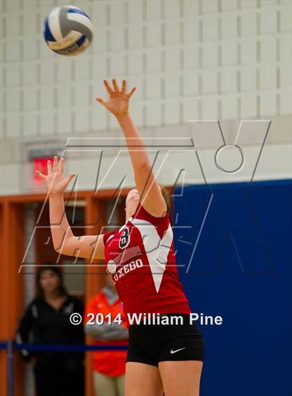 Thumbnail 1 in SS Seward vs. Tuxedo (Section 9 Class D Final) photogallery.