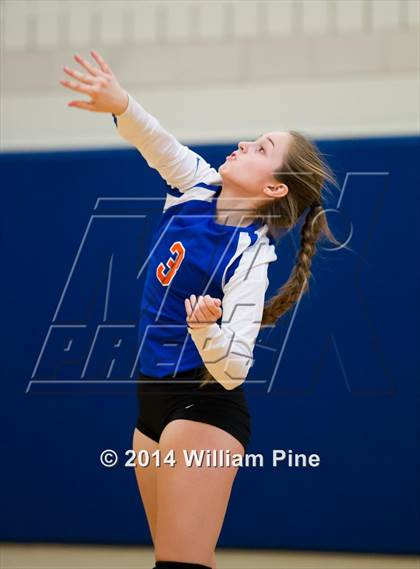 Thumbnail 3 in SS Seward vs. Tuxedo (Section 9 Class D Final) photogallery.
