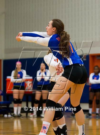 Thumbnail 3 in SS Seward vs. Tuxedo (Section 9 Class D Final) photogallery.