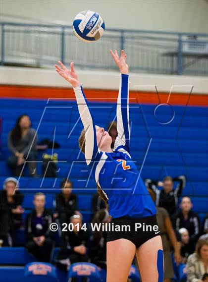 Thumbnail 1 in SS Seward vs. Tuxedo (Section 9 Class D Final) photogallery.