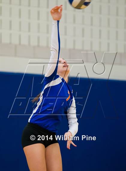 Thumbnail 2 in SS Seward vs. Tuxedo (Section 9 Class D Final) photogallery.
