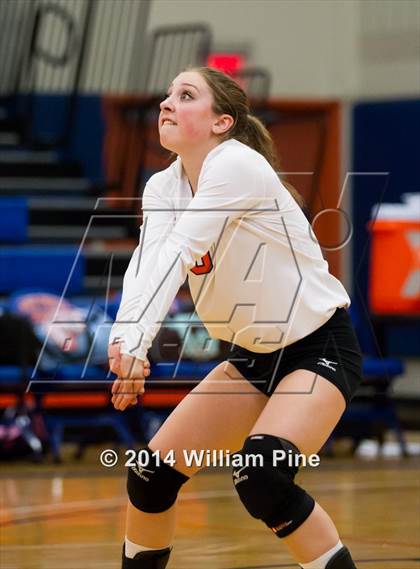Thumbnail 1 in SS Seward vs. Tuxedo (Section 9 Class D Final) photogallery.