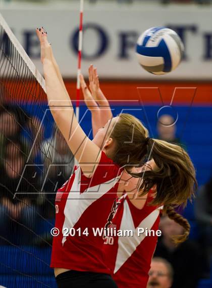 Thumbnail 2 in SS Seward vs. Tuxedo (Section 9 Class D Final) photogallery.